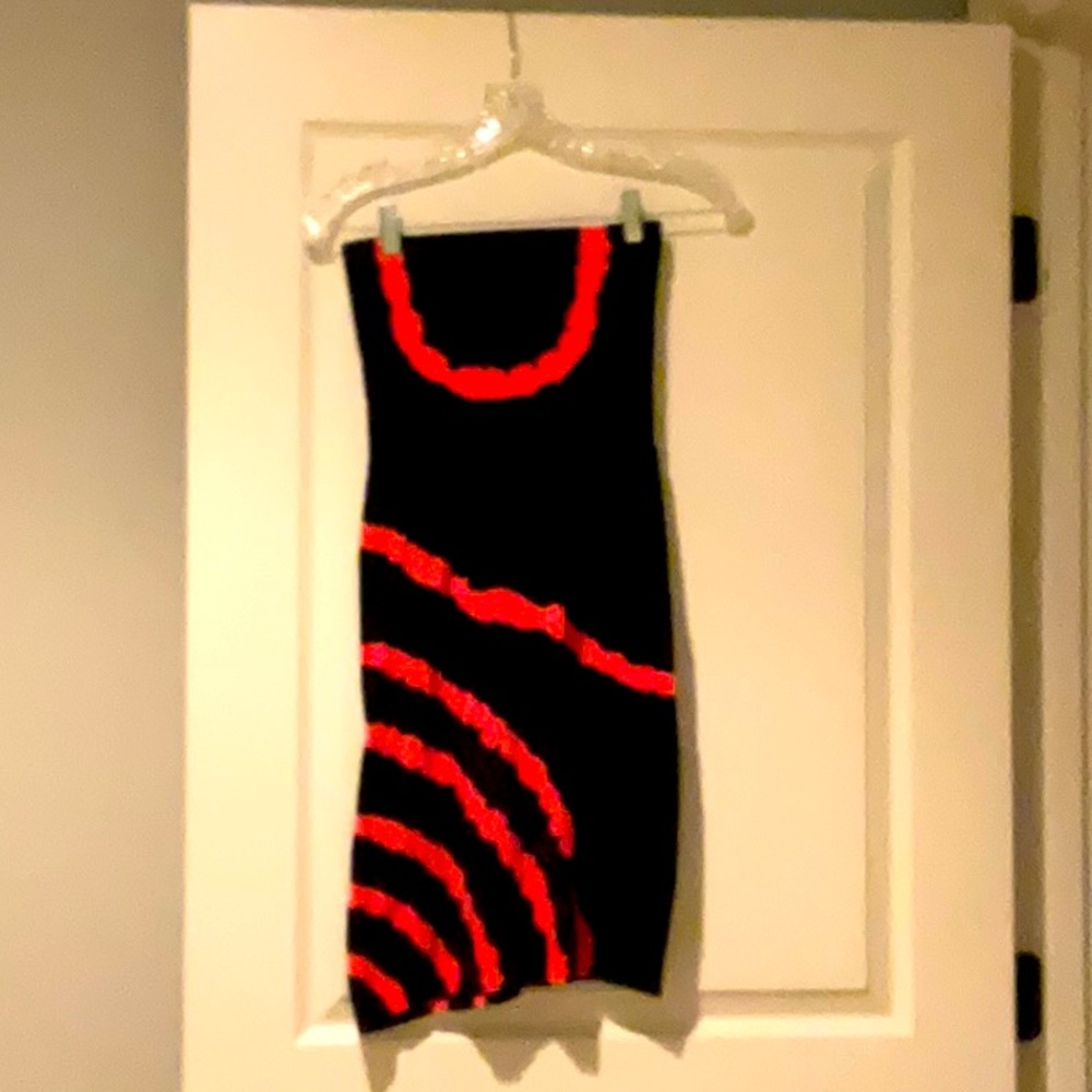 Strapless stretchy mini dress